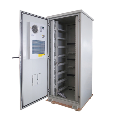 19 Inches Metal Enclosure Waterproof Dustproof Outdoor Cabinet With IP65 Protection With Air Conditioner Cooling