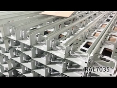 Sistema de gabinete montado em rack 18U com superfície revestida com pó